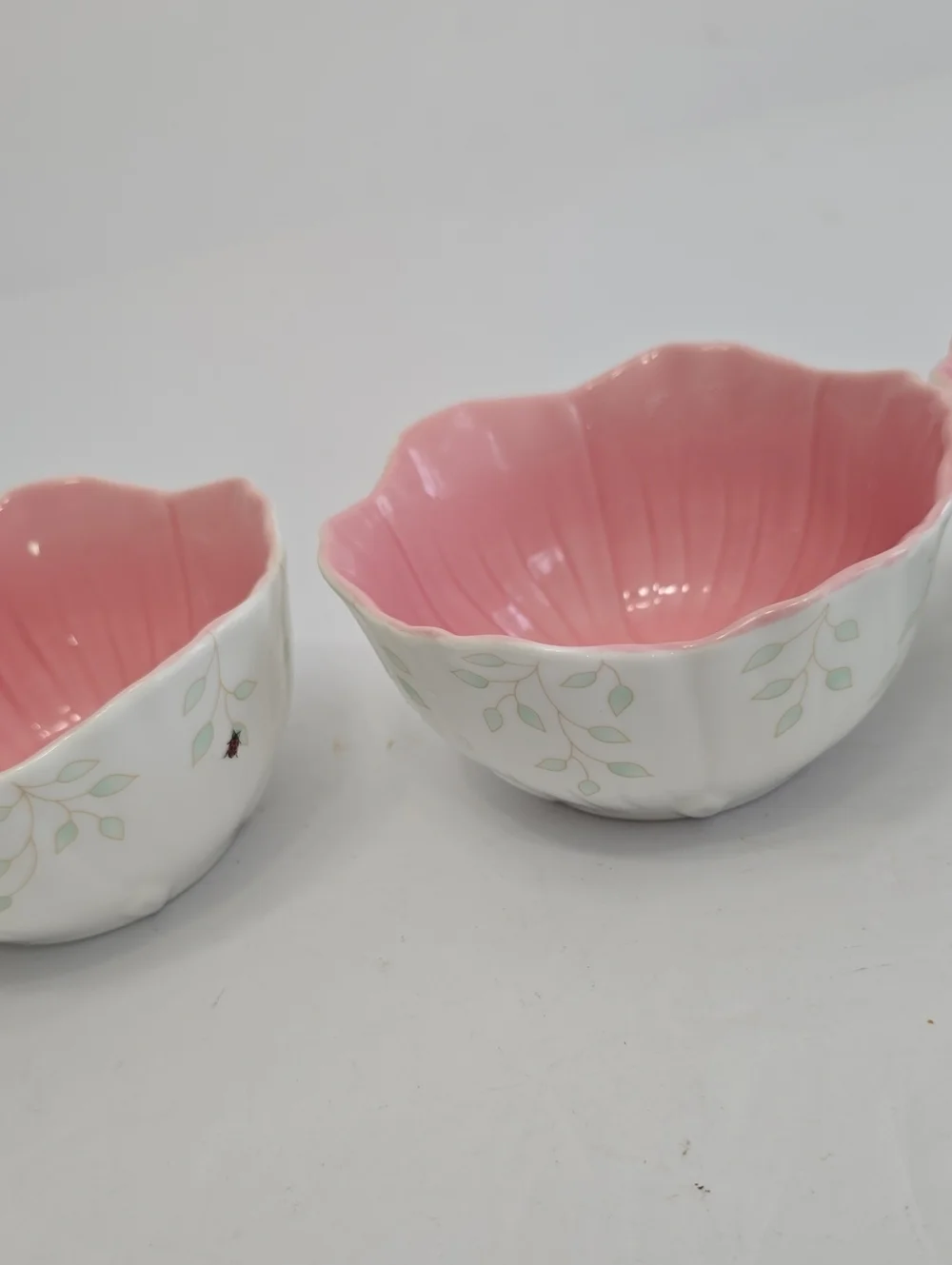 Lenox Set Of 4 Butterfly Meadow Bee Porcelain Dessert Bowls Floral Shaped